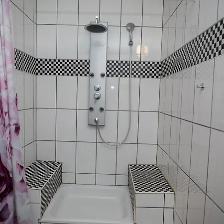 Tatil Evi Lacher *